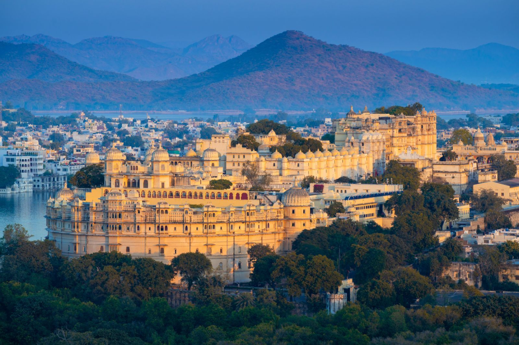 Walking distance to attractions Udaipur