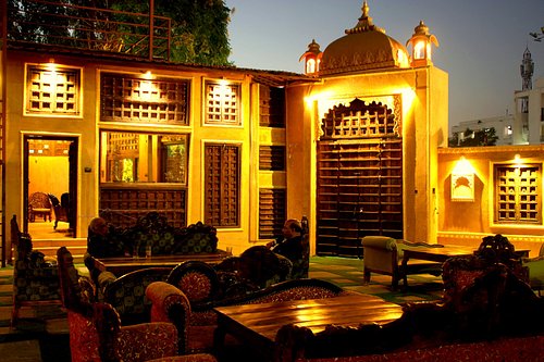 Traditional Khana Restaurant